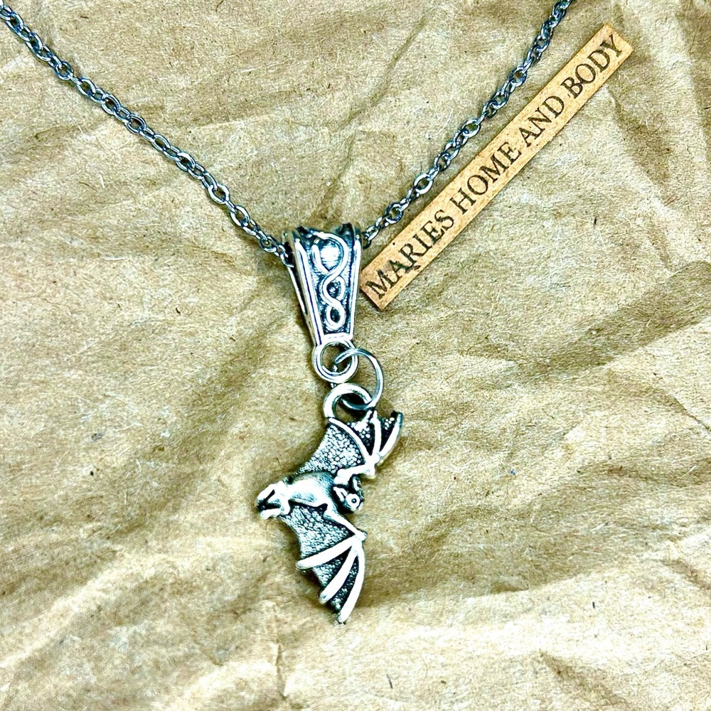 Bat necklace cute adorable dainty petite little spooky goth gothic jewelry